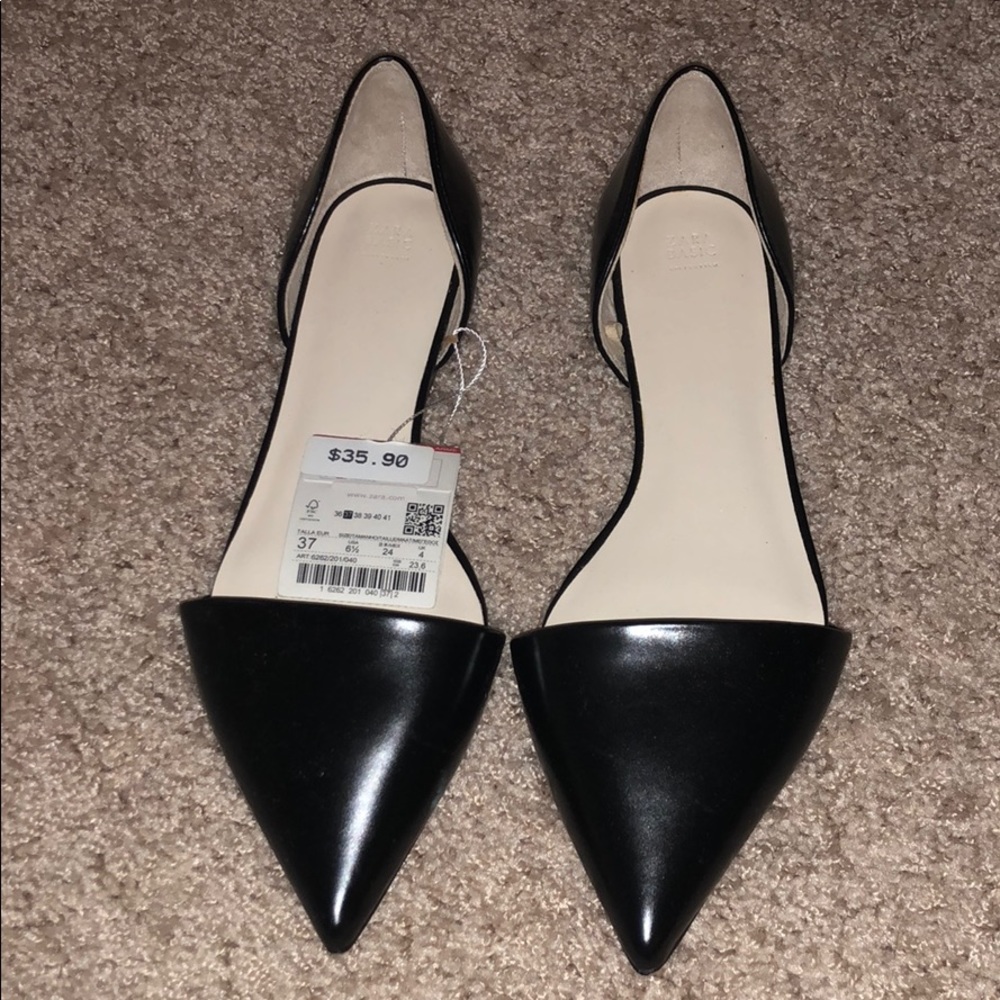 Zara black pointy flats